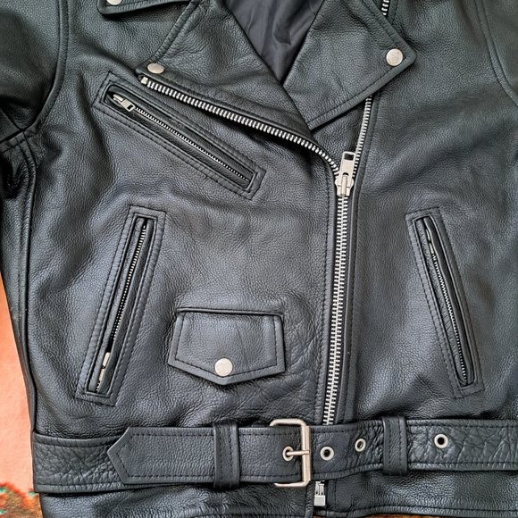 Vintage black LeatherJacket - Picture 9 of 16